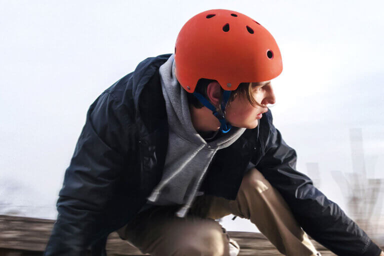 casque de skateboard