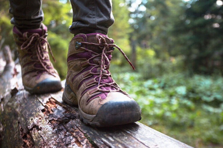 chaussure de trekking pour femmes