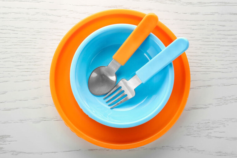 couverts pour enfants