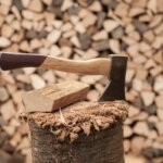 hache pour fendre le bois