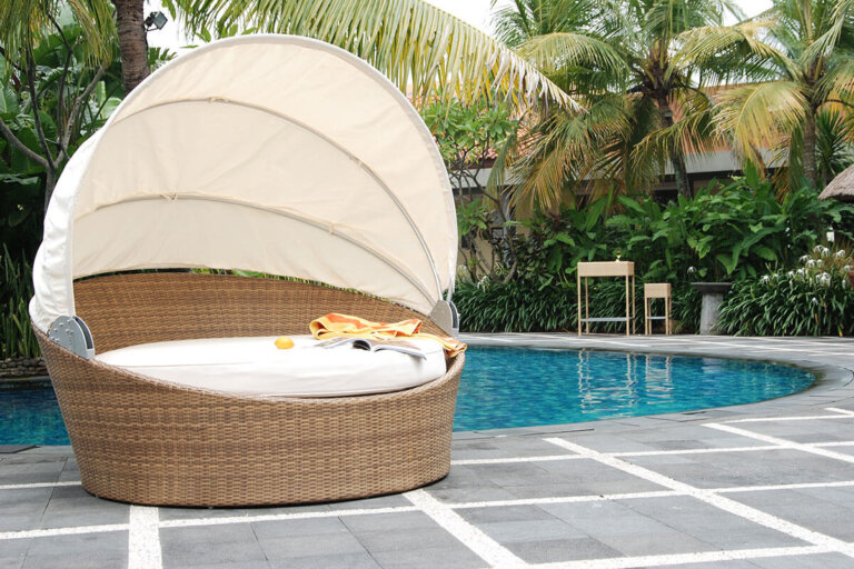 île de soleil avec toit