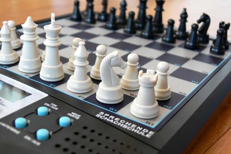 jeu d'échecs électronique
