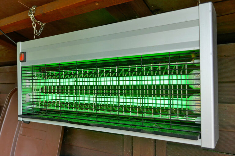 lampe anti-moustique