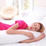 oreiller dormeur sur le côté