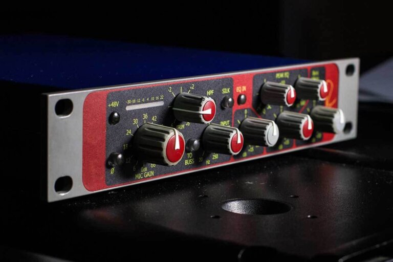 préamplificateur phono