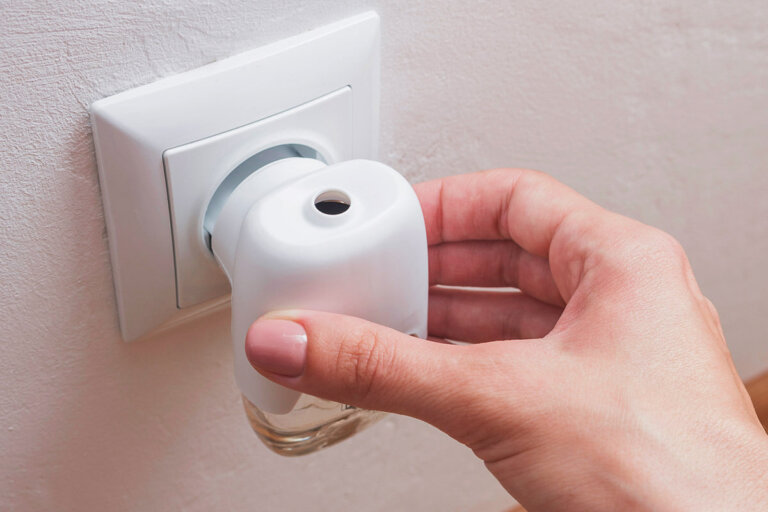 prise anti-moustique