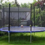 trampoline de jardin