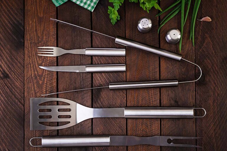 ustensiles pour barbecue